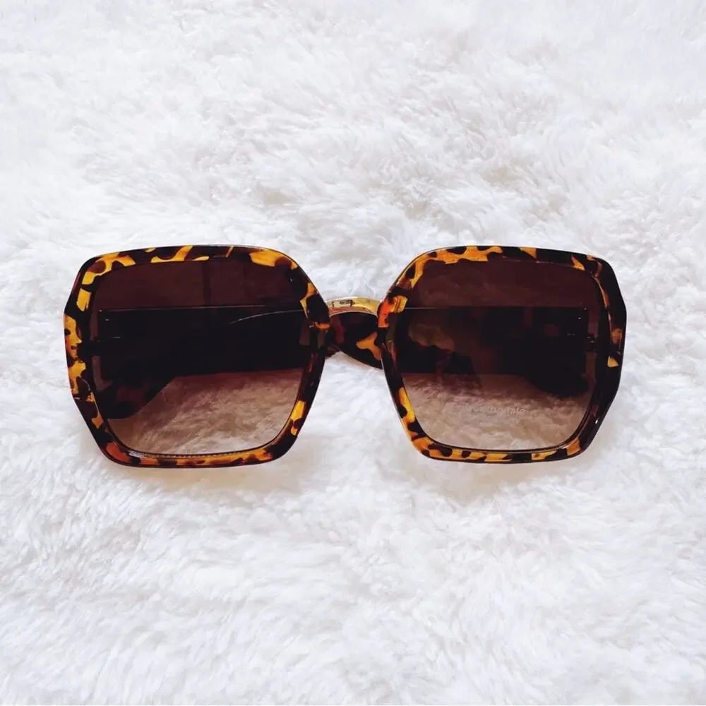 Layla Tortoise Brown Sleek Square Sunglasses